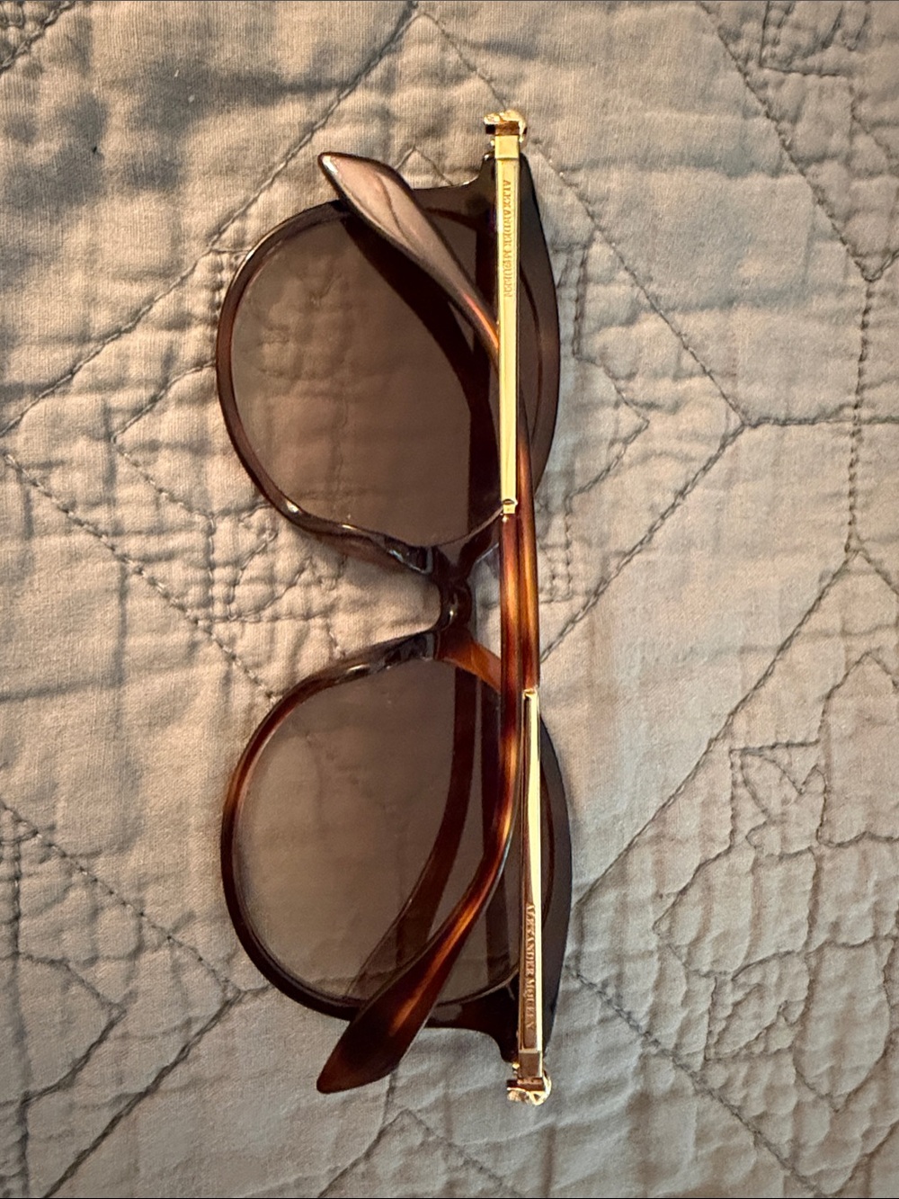 Alexander McQueen - Tortoiseshell Round Sunglasses with Brown Lenses